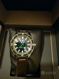 RADO "CAPTAIN COOK" AUTOMATICO