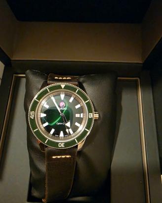 RADO "CAPTAIN COOK" AUTOMATICO