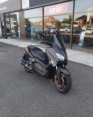 Yamaha X-Max 250 Sport
