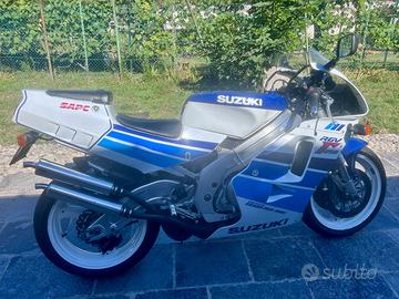 Suzuki RGV 250 Gamma VJ22A – 1991