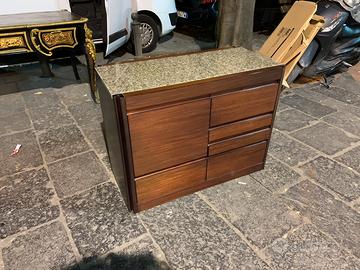 Credenza bar