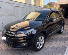 VOLKSWAGEN Tiguan 2.0 BENZINA AUTOMATICA 4X4