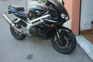 APRILIA FALCO V60 1000