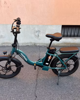 Bicicletta elettrica HillMiles MilePort 1