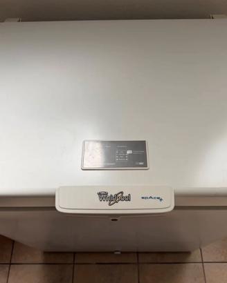 Congelatore a pozzetto Whirlpool space +