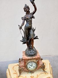 orologio francese in marmo con statua