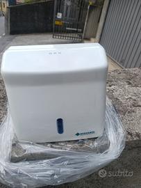 Distributore asciugamani carta 