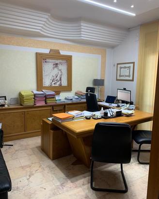 Mobili studio