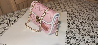 Borsetta fatta a mano 