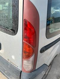 Fanale posteriore dx renault kangoo 2000