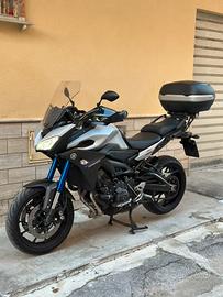 Tracer 900