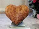 urna-cineraria-cuore-legno-mogano