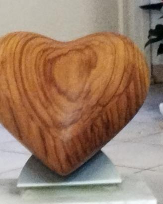 Urna Cineraria “Cuore” – Legno Mogano