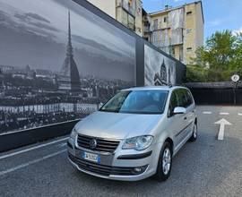 Volkswagen Touran 2.0 benzina e metano 7 posti