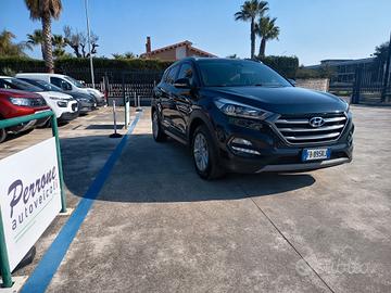 Hyundai Tucson 1.7 CRDi XPossible Anno 2015