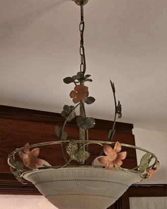 Lampadario in ferro battuto 
