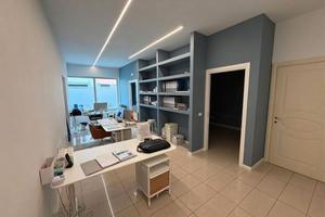 LOCALE COMMERCIALE
