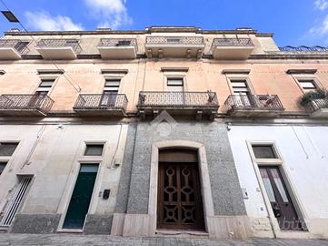 3 LOCALI A LECCE