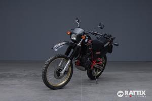 YAMAHA XT 600