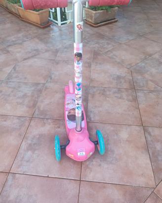 monopattino Dottoressa peluche