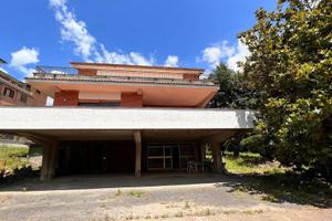 Villa di 300 m² con 5 locali a Rignano Flaminio