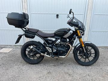 Triumph 400 X