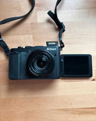 Fotocamera Nikon Coolpix P7700