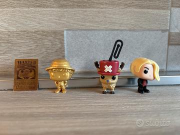 Statuetta Monkey D.Luffy One piece dorata e altri