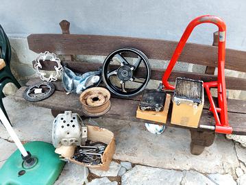 Ricambi accessori moto 