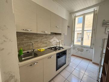 2 LOCALI A SASSARI