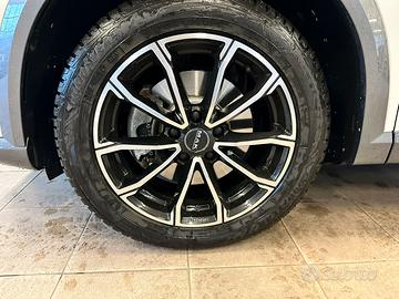 Ruote 215 55 r17 con gomme invernali