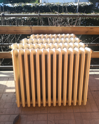 4 Caloriferi in Ghisa