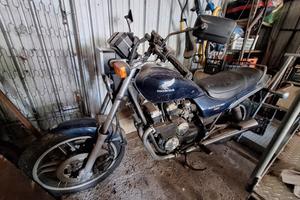 Honda CB 650 Nighthawk