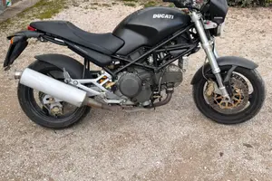 ducati monster dark 750