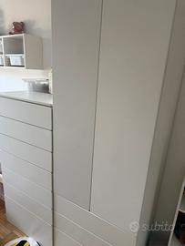 Armadio + Cassettiera IKEA bianchi