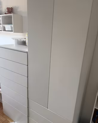 Armadio + Cassettiera IKEA bianchi
