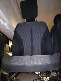 Sedile anteriore dx MAZDA 2 del 2008