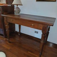 tavolo -scrivania con sedia 