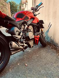 Scarico Slip-On Akrapovic