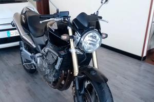 Honda hornet 600