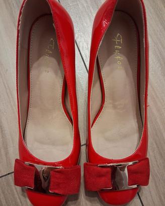 scarpe vernice rosse