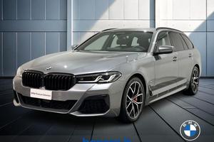 BMW Serie 5 518d Touring mhev 48V Business auto