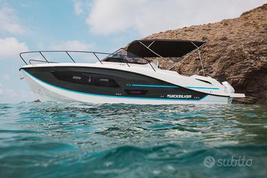Quicksilver 875 sundeck