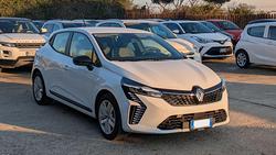 RENAULT Clio FULL HYBRID 1.6cc 145cv E-TECH EVOL