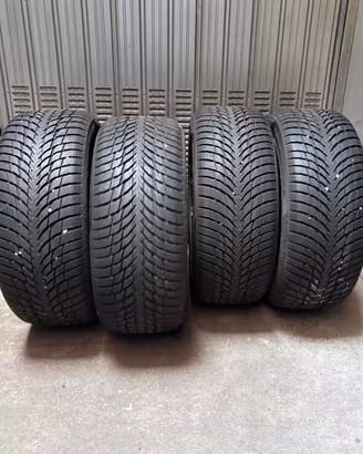 4 Pneumatici NOKIAN TYRES SNOWPROOF P - 235/45 R18