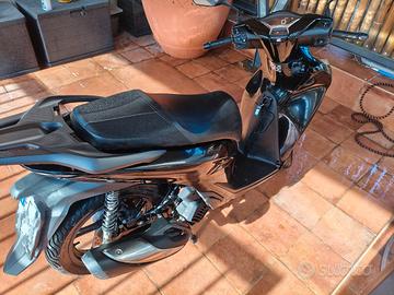 Honda Nero Lucido SH 125 Anno 2024
