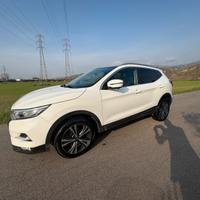 Nissan Qashqai 4wd automatica full optional