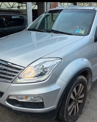Ssangyong Rexton W 2.0 Xdi 4WD A/T Classy 7p