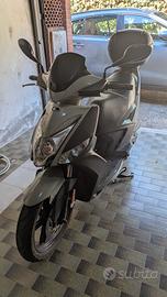Scooter Kimco 50 agility R16