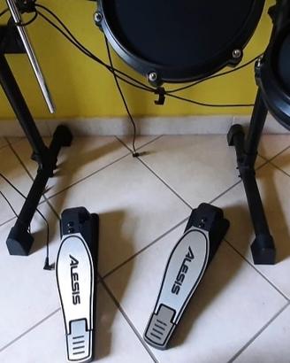 Batteria Acustica Elettrica 
